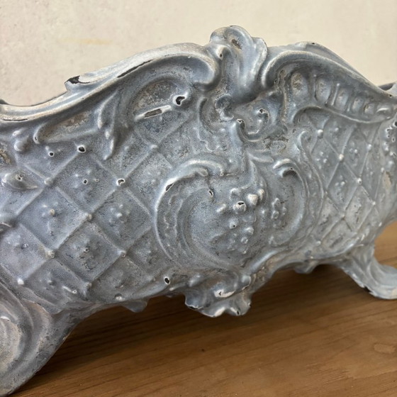 Image 1 of Jardinière ancienne en fonte émaillée