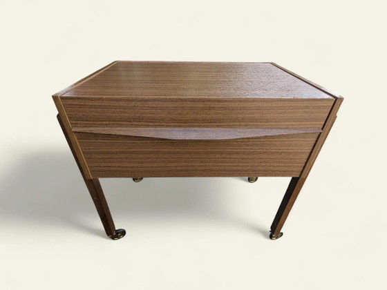 Rare! Meuble de couture roulant vintage des années 70 – Plateau relevable, Polyvalent, Design Mid-Century (photo 2 of 10)