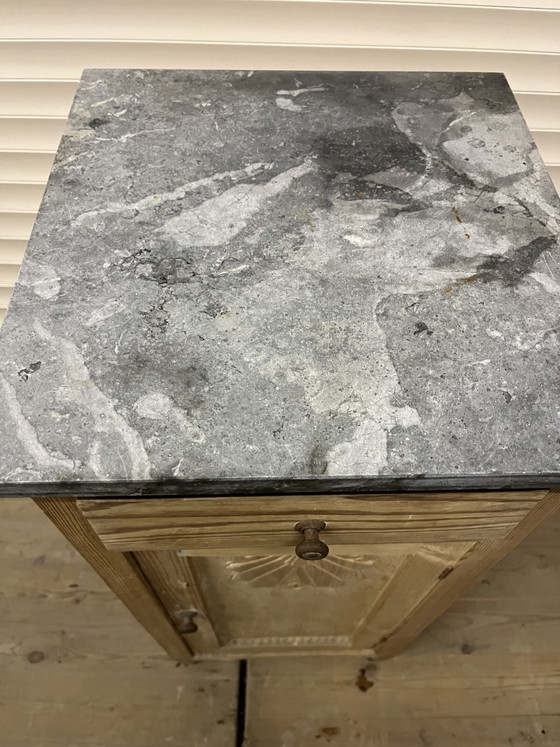 Beautiful antique French bedside table with a marble top – Nightstands, Wood (photo 2 of 5)