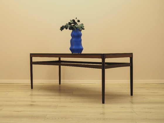 Danish rosewood coffee table, 1970s, Mid-Century Modern (photo 3 of 10)