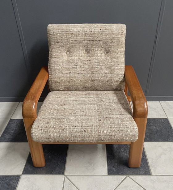 Image 1 of Fauteuil des années 1970 de la marque Dyrlund Denmark, avec un bon revêtement d'origine.