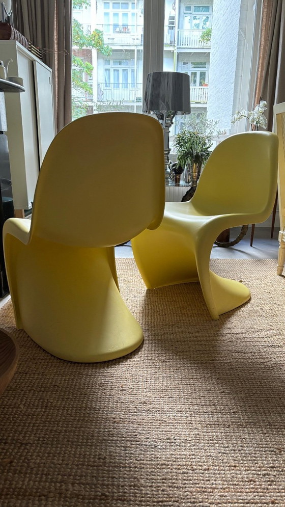 Image 1 of 2x Chaise Vitra Panton jaune clair