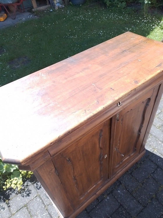 Image 1 of Magnifique meuble Biedermeier patiné