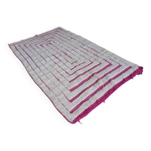 Beiger Berber-Teppich mit geometrischen Mustern 250cm x 150cm