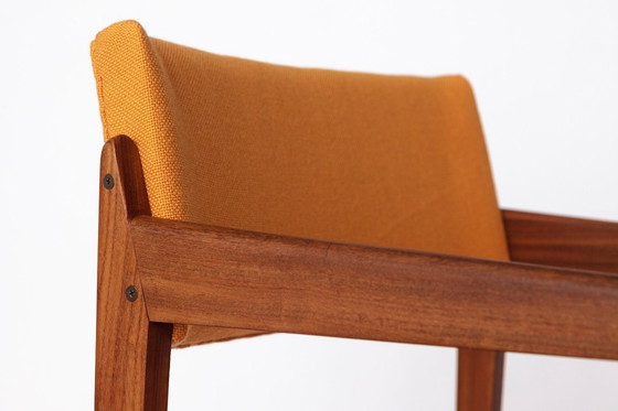 Image 1 of Vintage Thonet fauteuil, jaren 70-80, teakhouten frame, perzikkleurige stoffen bekleding