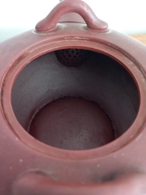 Image 1 of Tetera coleccionable de Yixing (Zisha) - Arcilla roja - Caligrafía grabada a mano - 20 cm