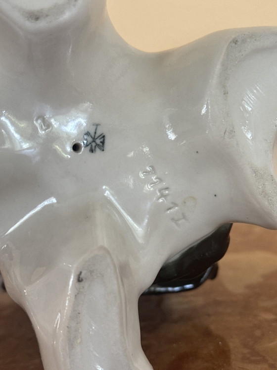 Porzellankakadu aus der Manufaktur Karl Ens – Dekorative Objekte, Porcelain (photo 6 of 7)