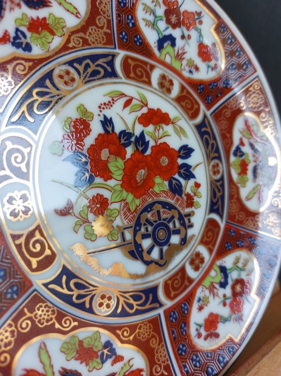 Image 1 of Vintage Hand-Painted Imari Wall Plates with Floral & Bird Motifs - Set of 2