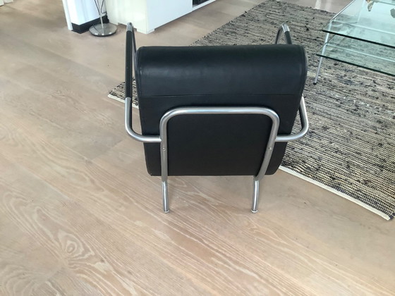 Image 1 of Sedia Harvink in pelle nera con finiture cromate