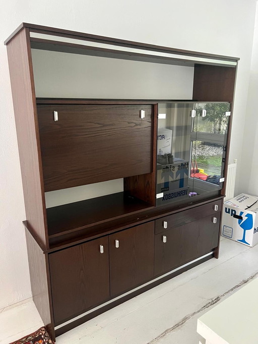 Vintage-Holzschrank
