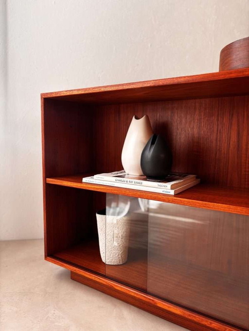 Dyrlund teak display cabinet from the 1960s