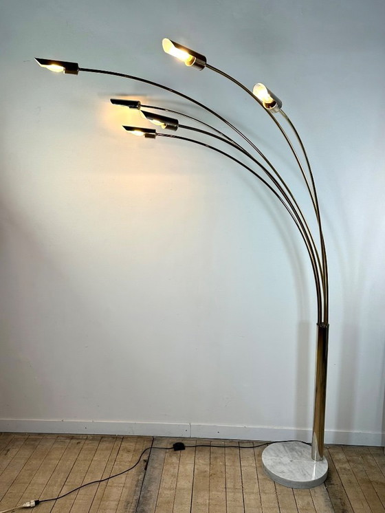 Image 1 of Lampadaire Arc italien 6 lumières en laiton doré 1970'S