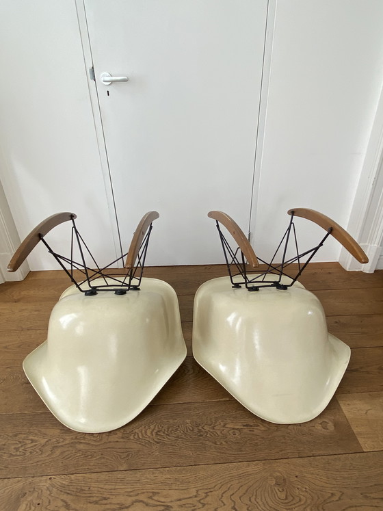 Image 1 of Set of 2 original Eames RAR rocking chairs fiberglass -Herman Miller