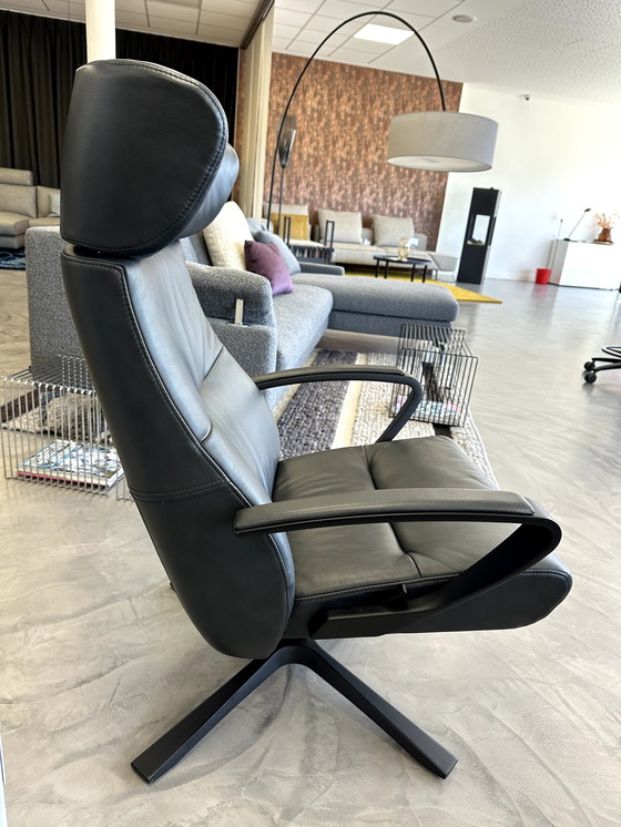 Image 1 of Zwarte fauteuil van Konform