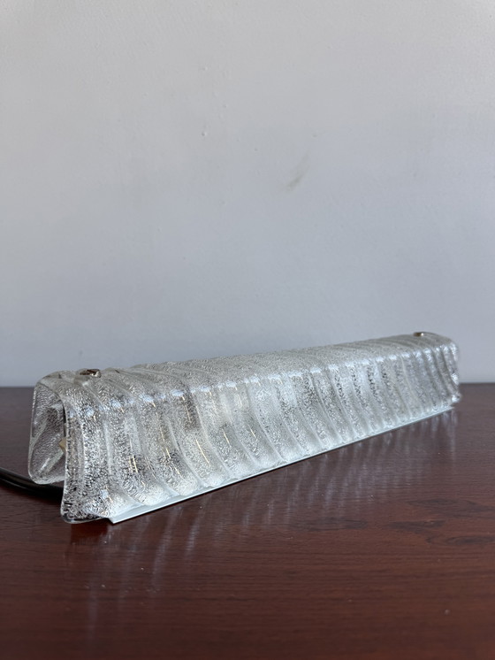 Image 1 of Elegante Vintage Wandlamp - Gestructureerd Geribbeld Glas Schoonheid