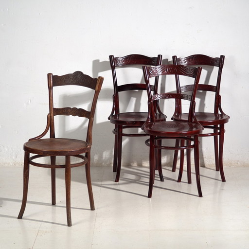 Antique set of 4 bentwood Thonet chairs – Central Europe, circa 1900