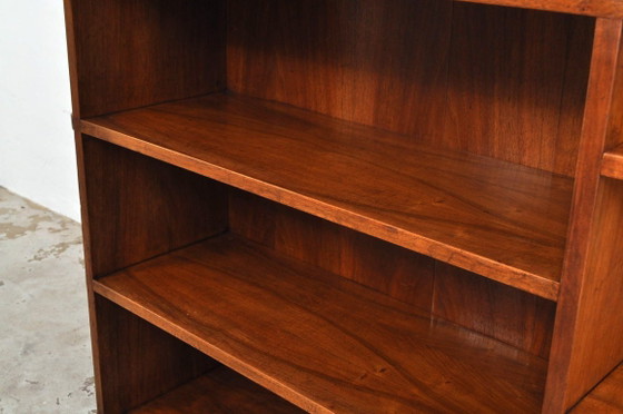 Libreria vintage in noce, anni '30 – Librerie, Wood (photo 11 of 12)