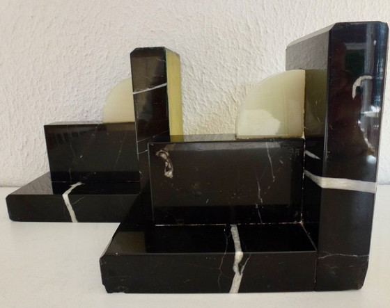 Image 1 of Art Deco boekensteunen.