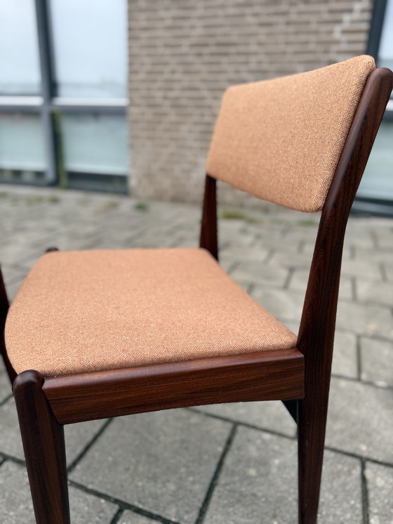 Image 1 of Ensemble de 5 chaises de salle à manger vintage restaurées Hans Olsen '60