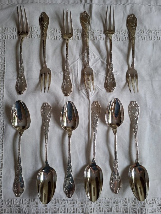 6 silver-plated Art Nouveau 'Chardons' cutlery sets