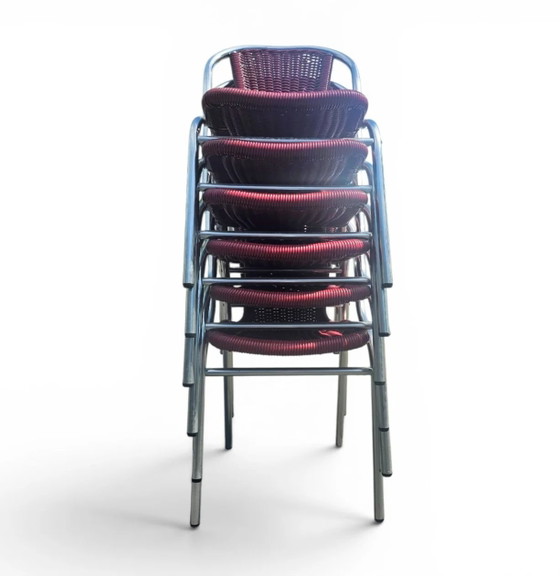 6 x sedia rossa in alluminio per interni/esterni con intreccio sintetico (effetto rattan) anni '80 (photo 19 of 20)