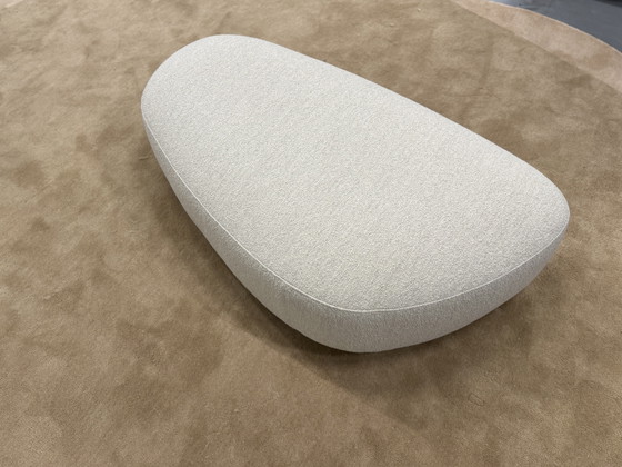 Image 1 of Eyye Kivi Rock Voetenbank Bosa Powder 117x66xH35