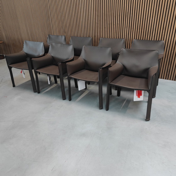 Image 1 of Cassina Cab 413 - Sedia da pranzo in pelle moka