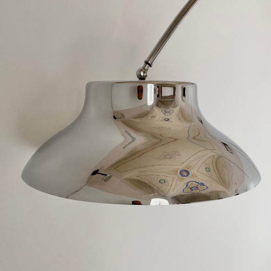 1x Sculptural Italian Space Age XL Chrome Arc Floor Lamp with Carrara Marble Base in the style of Castiglioni (photo 7 of 14)