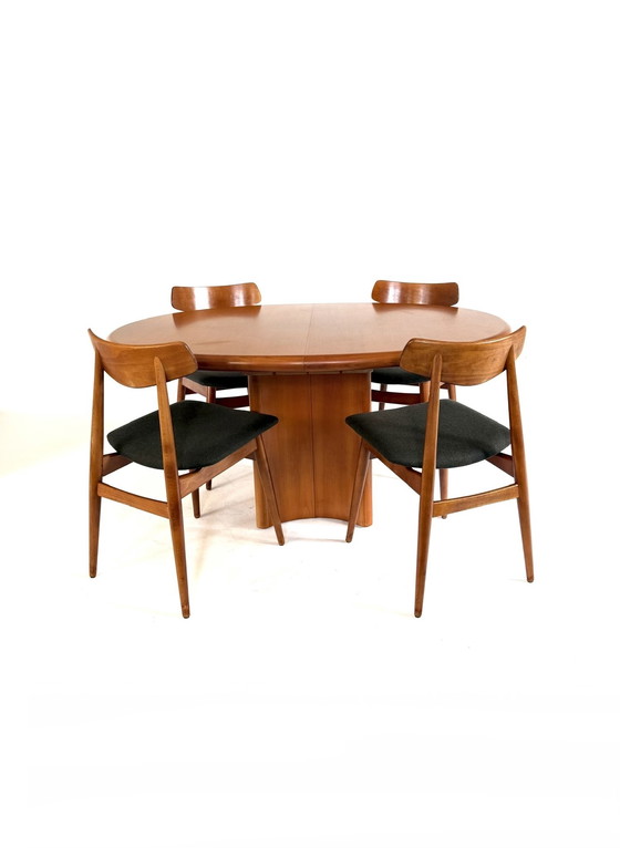 Image 1 of Vintage Danish extendable dining table '70