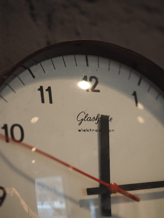 Image 1 of Reloj de pared electrocron de Glashütte Fabricado en Alemania
