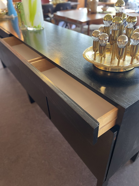 Image 1 of Das Coene-Sideboard im brutalistischen Stil aus schwarzer Eiche