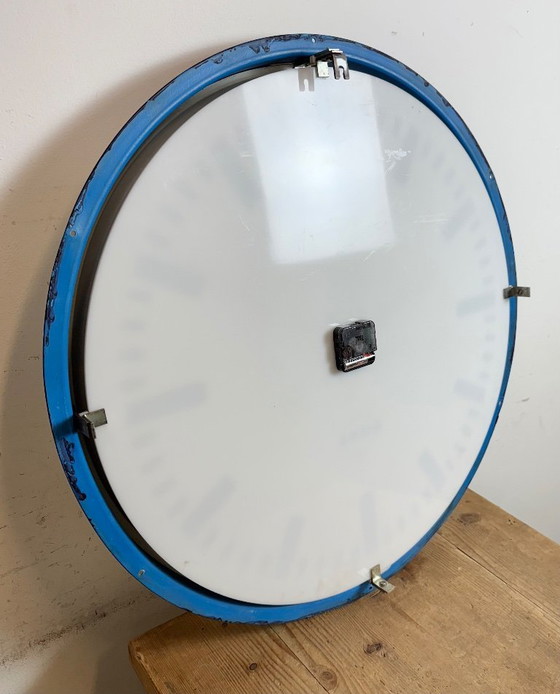 Image 1 of Grote blauwe Duitse industriële fabriekswandklok van Burk, jaren 60