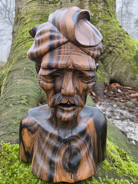 Image 1 of Busti balinesi in legno di metà secolo – set di 2