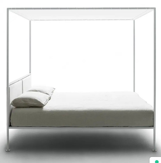 Image 1 of De Padova Asseman hemelbed