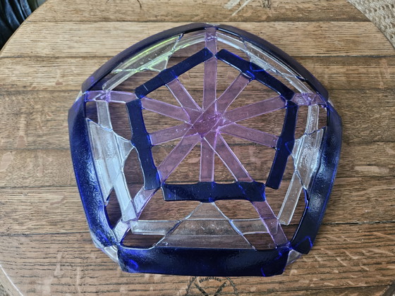 Image 1 of Bol unique en verre fusionné fait main – Design géométrique (Ø 30,5 cm)