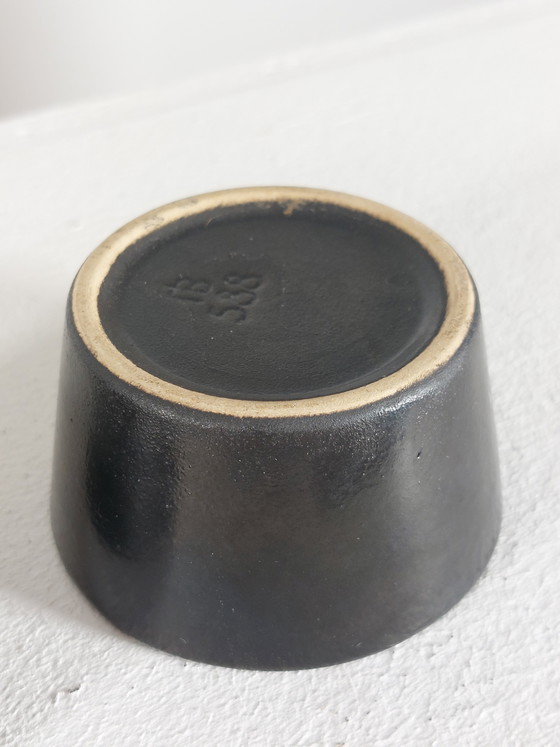 Image 1 of Een paar zwarte vintage Hedwig Bollhagen oxideglazuur 588 kopjes