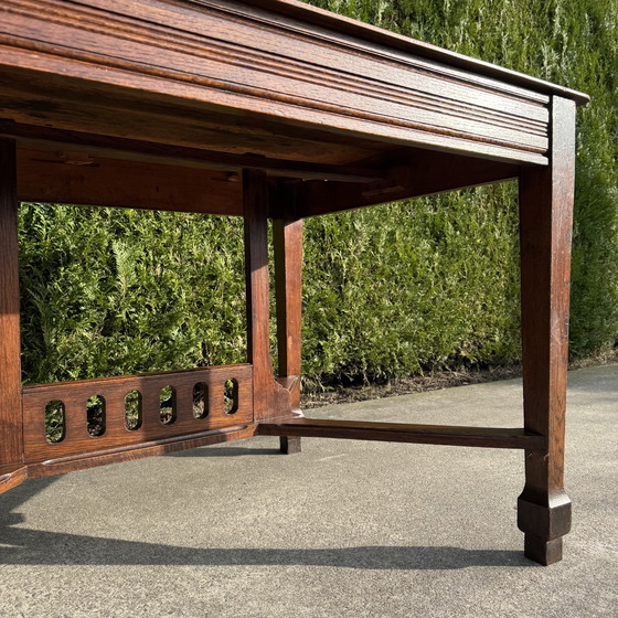 Image 1 of Vlaams Antieke Eettafel