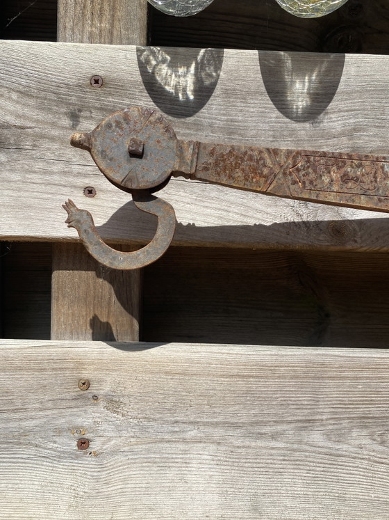 Image 1 of Balance à fléau ancienne, XVIIIe siècle