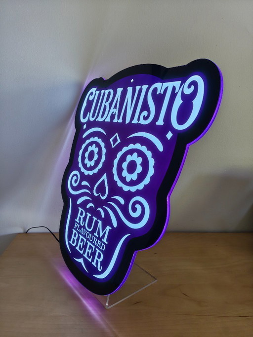 Insegna luminosa Cubanista