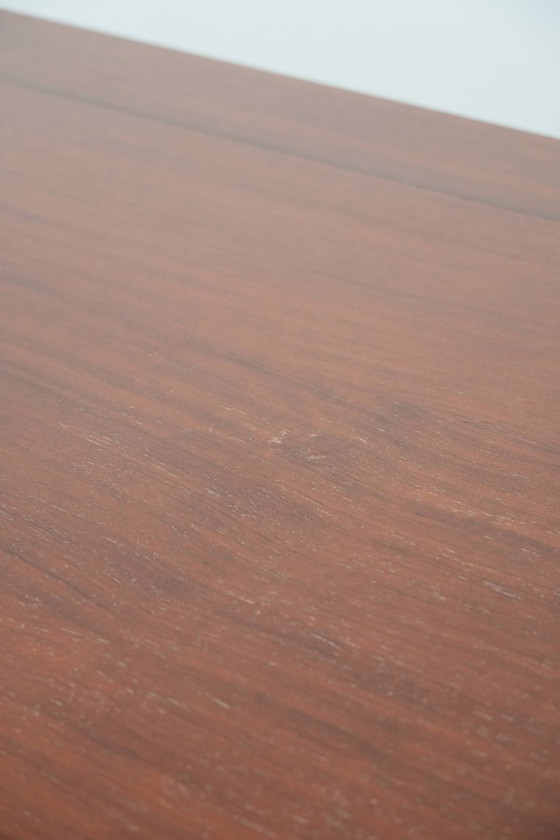 Image 1 of Practical extendable Art Deco design dining table for 6 to 8 people from Schuitema from the Decoforma series