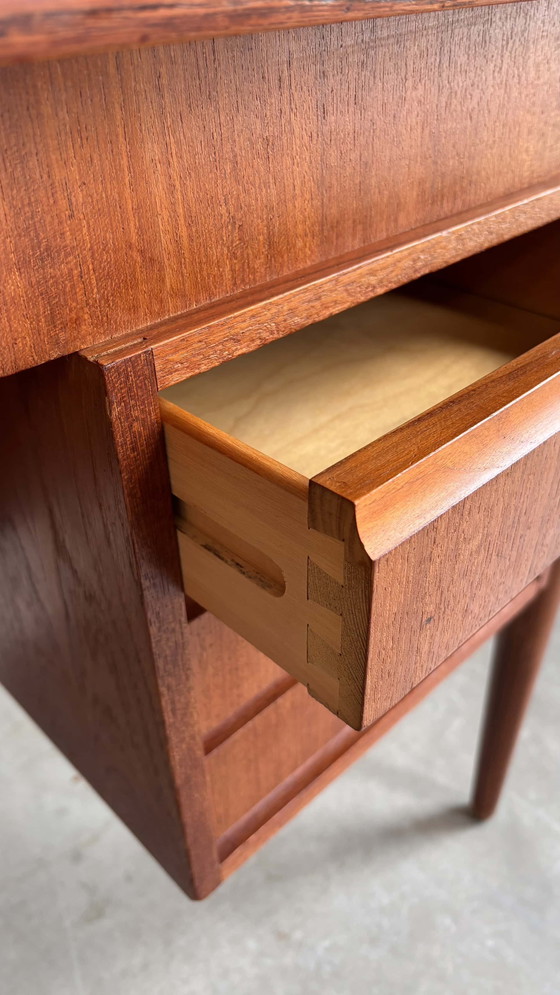 Image 1 of Bureau vintage danois (2 faces) Teck