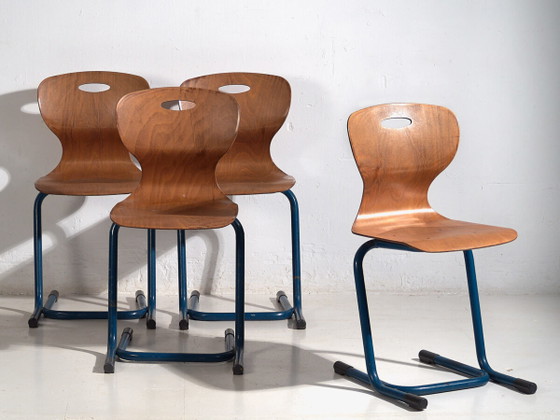 Vintage school chairs (c.1950). Set of 4 pieces – Side chairs, Iron, Industrieel (photo 2 of 22)