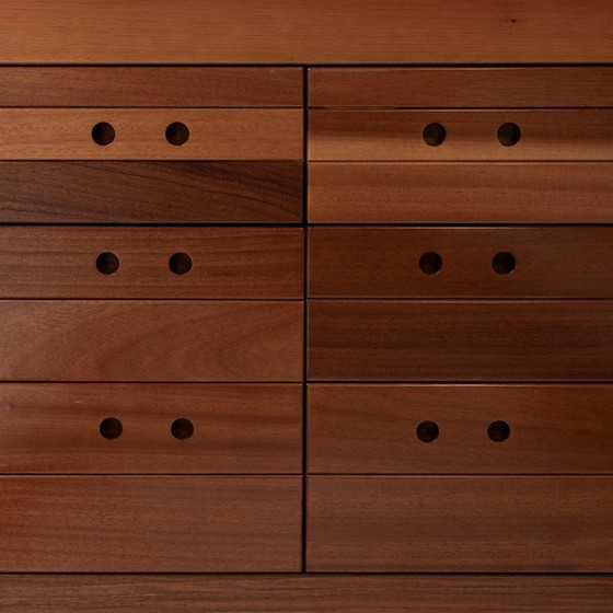 Image 1 of Cassettiera impiallacciata in noce canaletto brasiliano