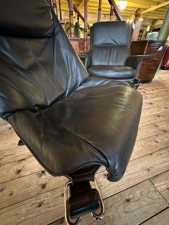 Image 1 of Vintage Falcon Chair (Highback) – Sigurd Ressell