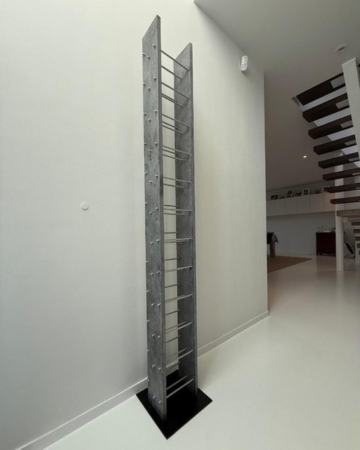 Estantería para CD Pol Quadens utilizable como librería