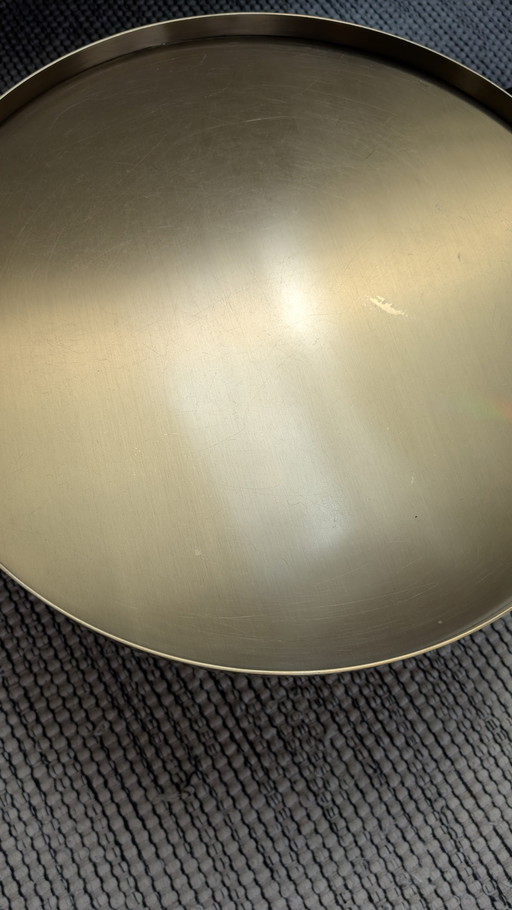 table basse en laiton