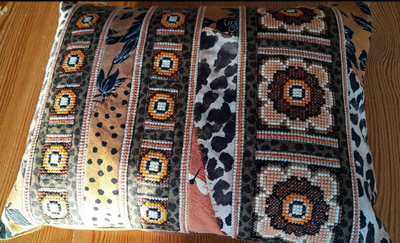 Image 1 of cushion handmade unique € 50.00 shipping free.