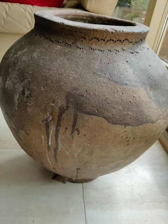 Image 1 of pot en terre cuite ancien, robuste et élégant