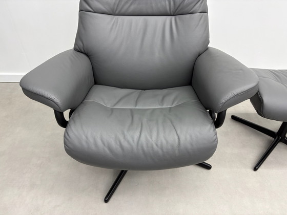 Stressless Sunrise Cross Poltrona + Poggiapiedi Grigio Come nuovo! – Poltrone relax, Pelle, Metallo (photo 10 of 15)