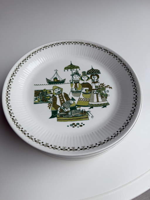 Turi Design Figgjo Norway - large vintage dinnerware set (collector's set).